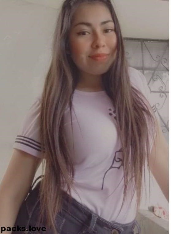 Colegiala buenona y caliente sea hace videos cochinones. 1