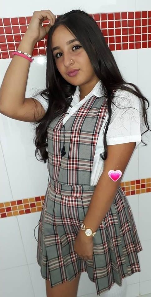 Video brutal dándole duro a esta colegiala. 1