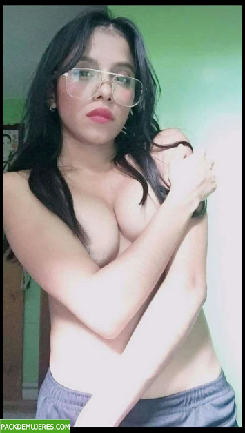 Pack de esta blanquita tetona 1