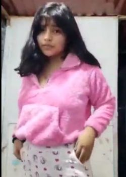 Pequeña morra anda caliente y se quita lo tímida en video. 5