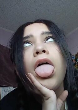 Sofi pierde pack con nudes y videos insanos. 1