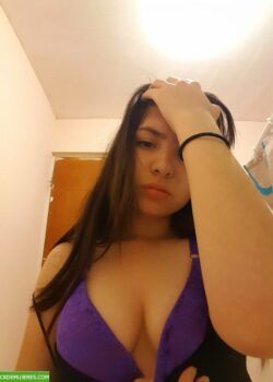 Preciosa morra tetona nudes y video 5