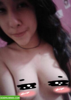 Morrita con deliciosas tetas 13