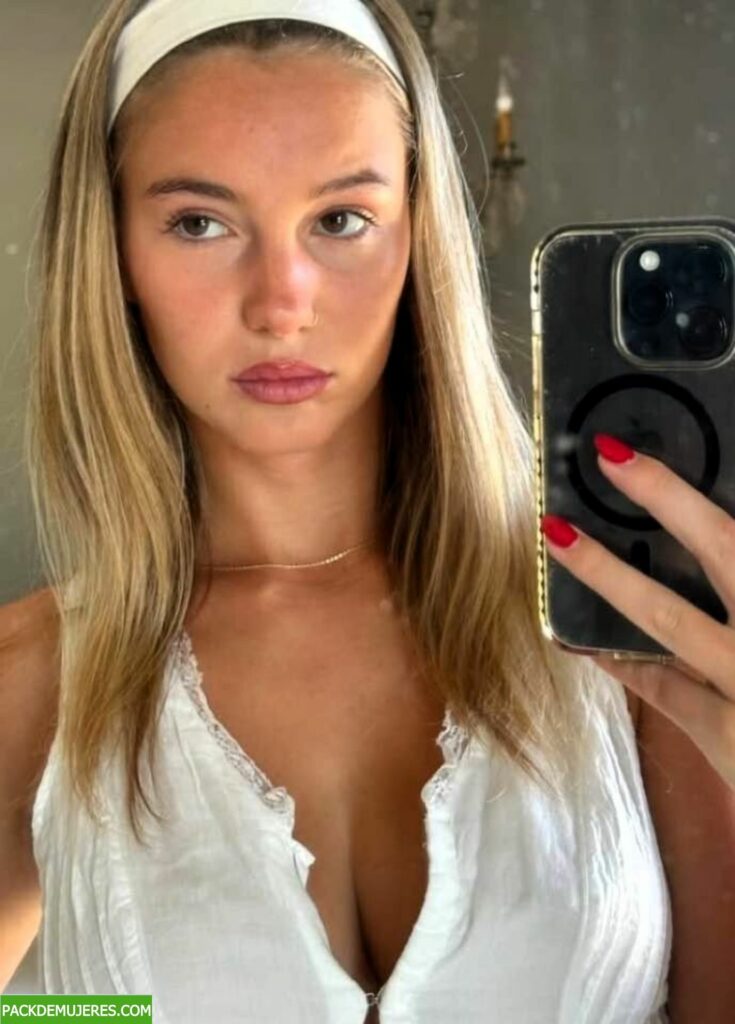 Pack filtrado de una minita preciosa 1