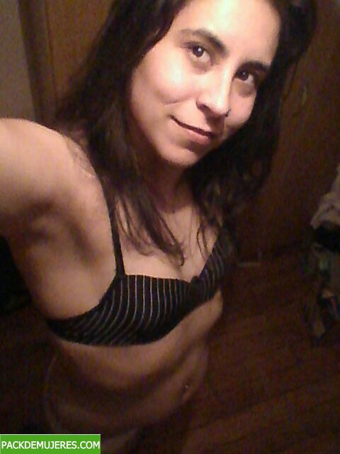 Pack de esta joven bien ardiente 1