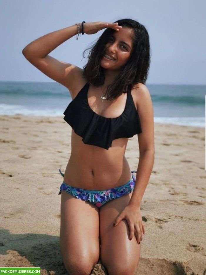 Nenita rica pasa nudes y se le filtran. 1