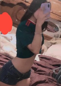 Linda morrita flaquita tocándose 6