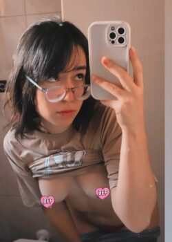 Super putita rica cochando divino en video. 6