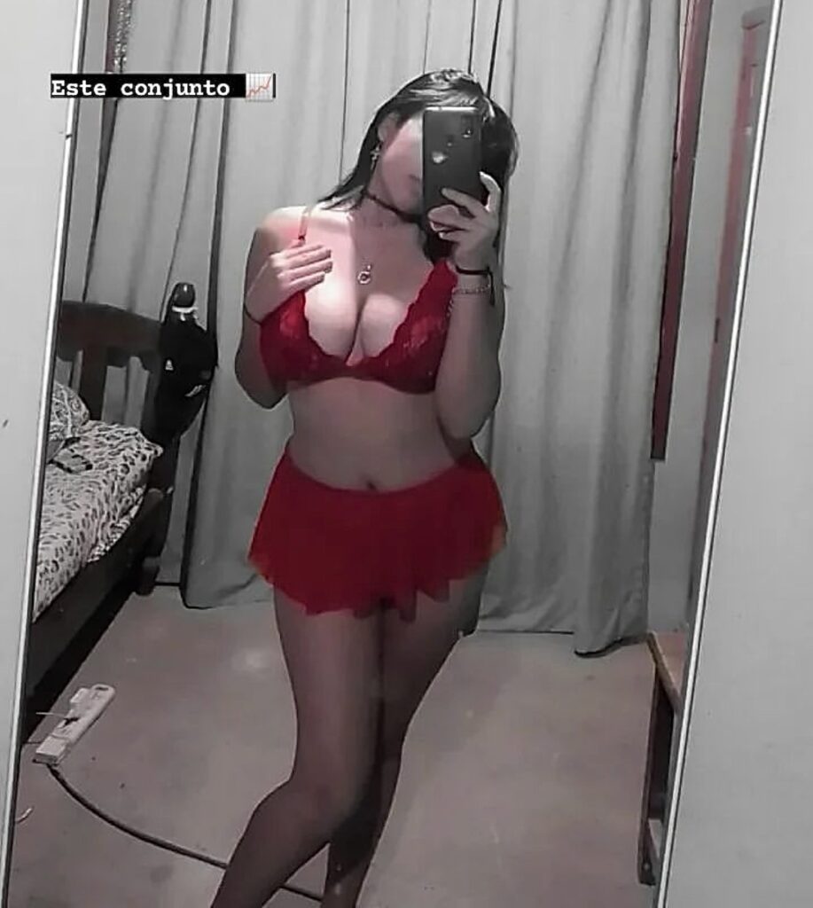 Le filtra pack a su mejor amiga y que buena que esta. 1