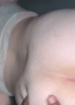 Claudia morra culona detonada en video casero. 4