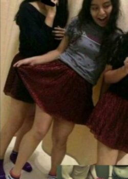 Estas putitas cogen con su profesor en el elevador. Video+ 6