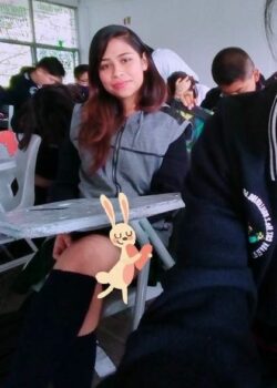 Colegiala Isabela full pack con nudes y videos. 7