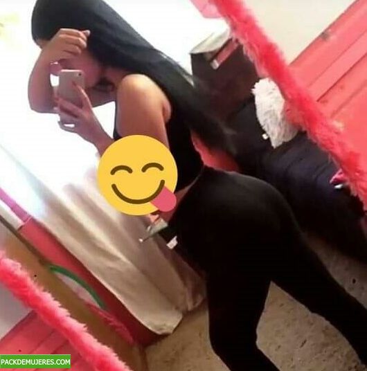 Nayela Pérez nenita divina con pack casero. 1