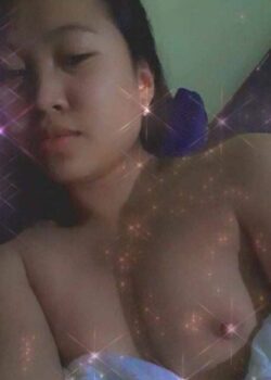 Evelyn morrita cogiendo en videos y tragándosela. 6