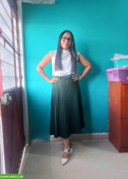 Detonando a esta nenita cristiana. 7