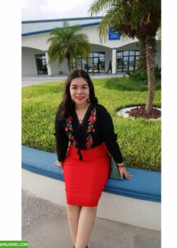 Nenita católica saliendo del closet y ser una putita. 2