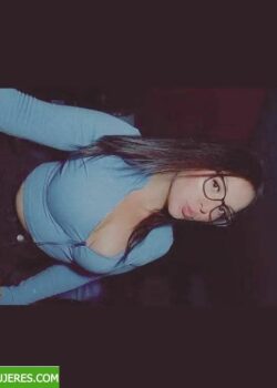 Ricos videos de esta linda joven 3