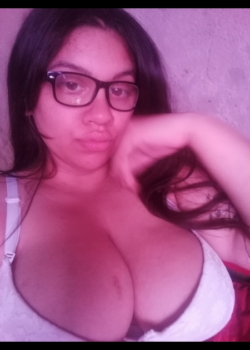 Gordita petera se le filtran los videos tragándosela completa. 3