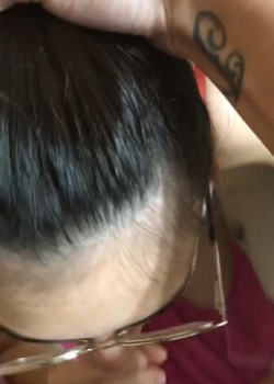 Prima tragona se la mete hasta al fondo y deja hacer video. 1